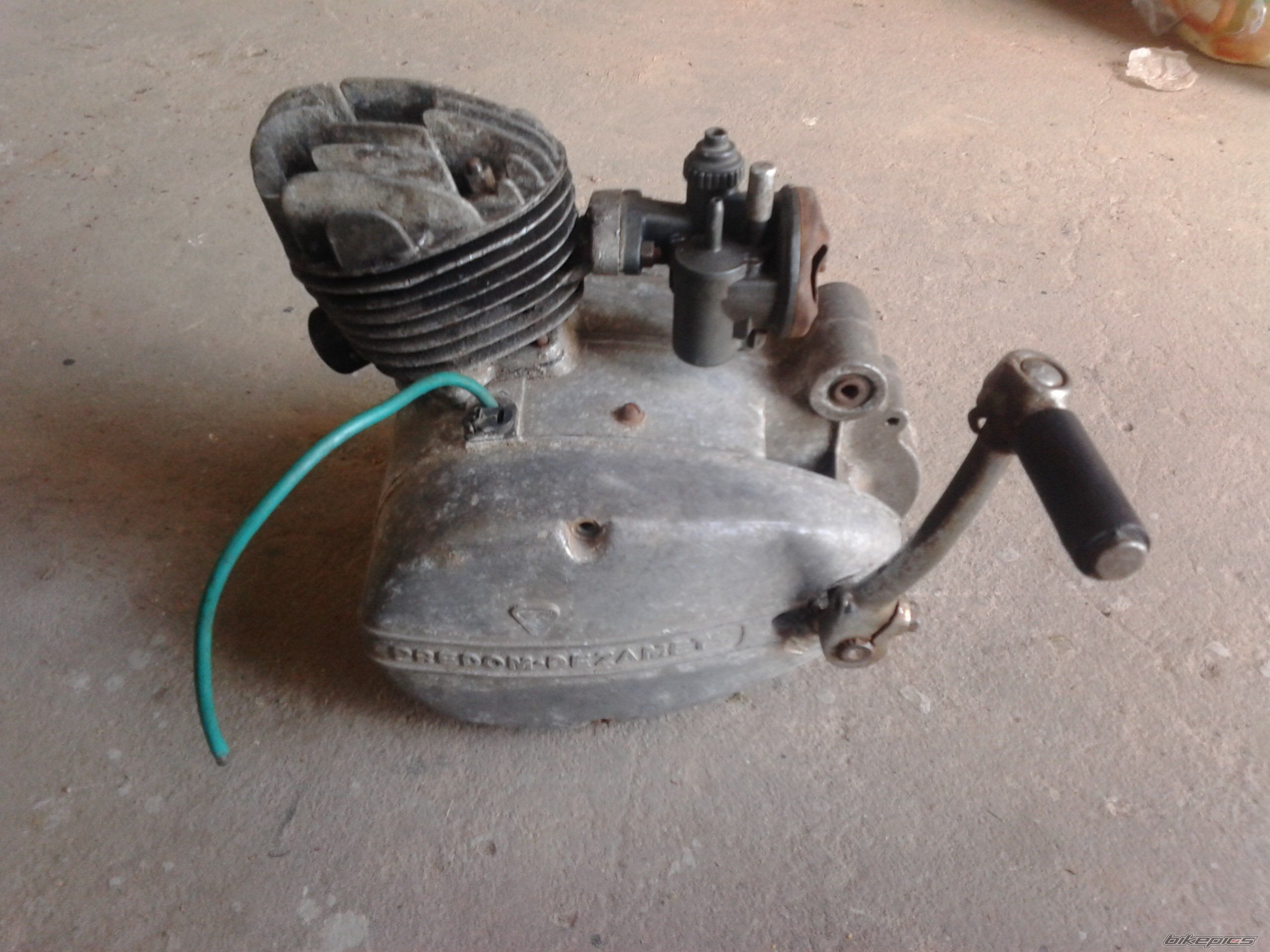 Photo 2743831