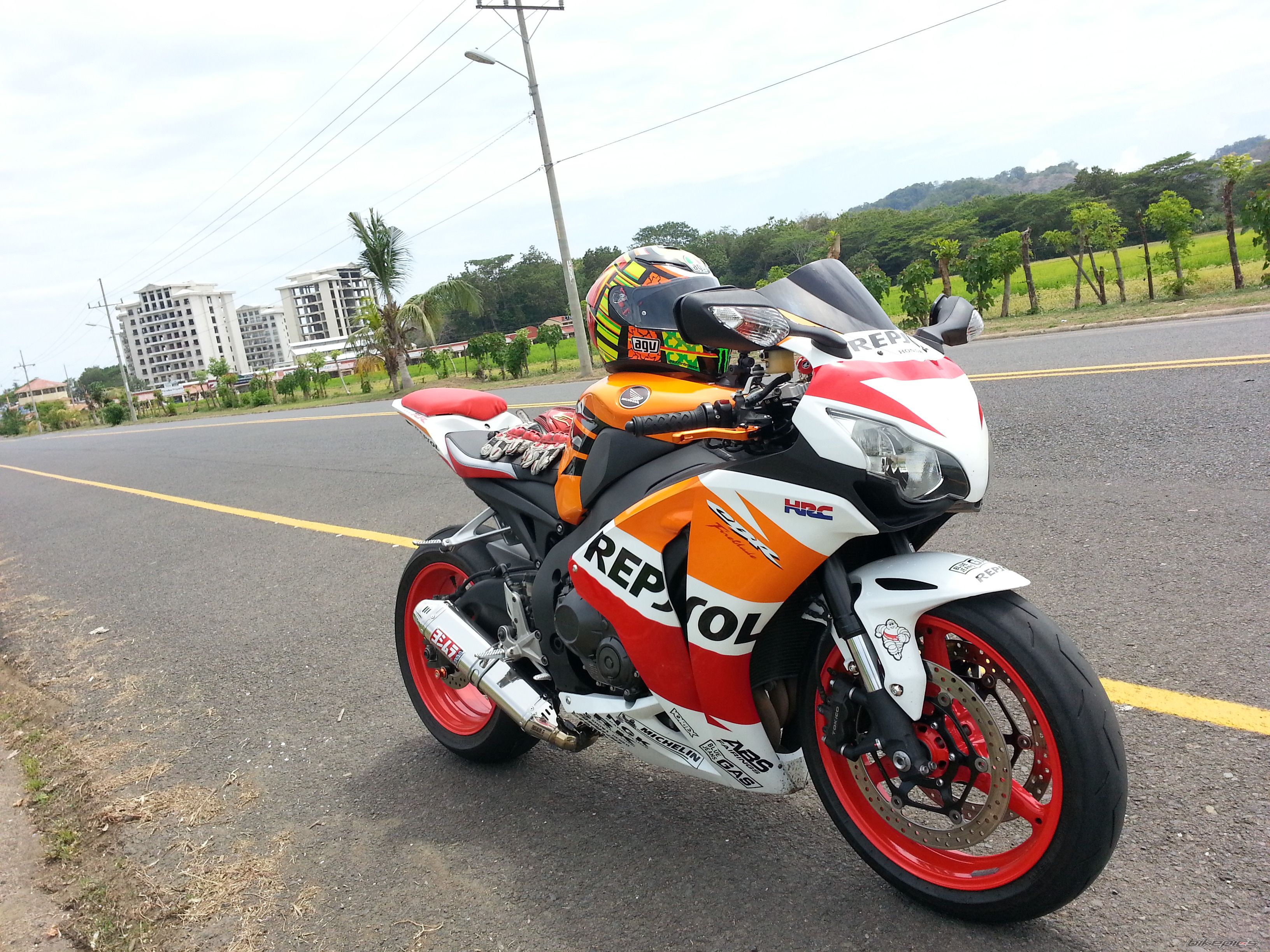 Photo 2743873