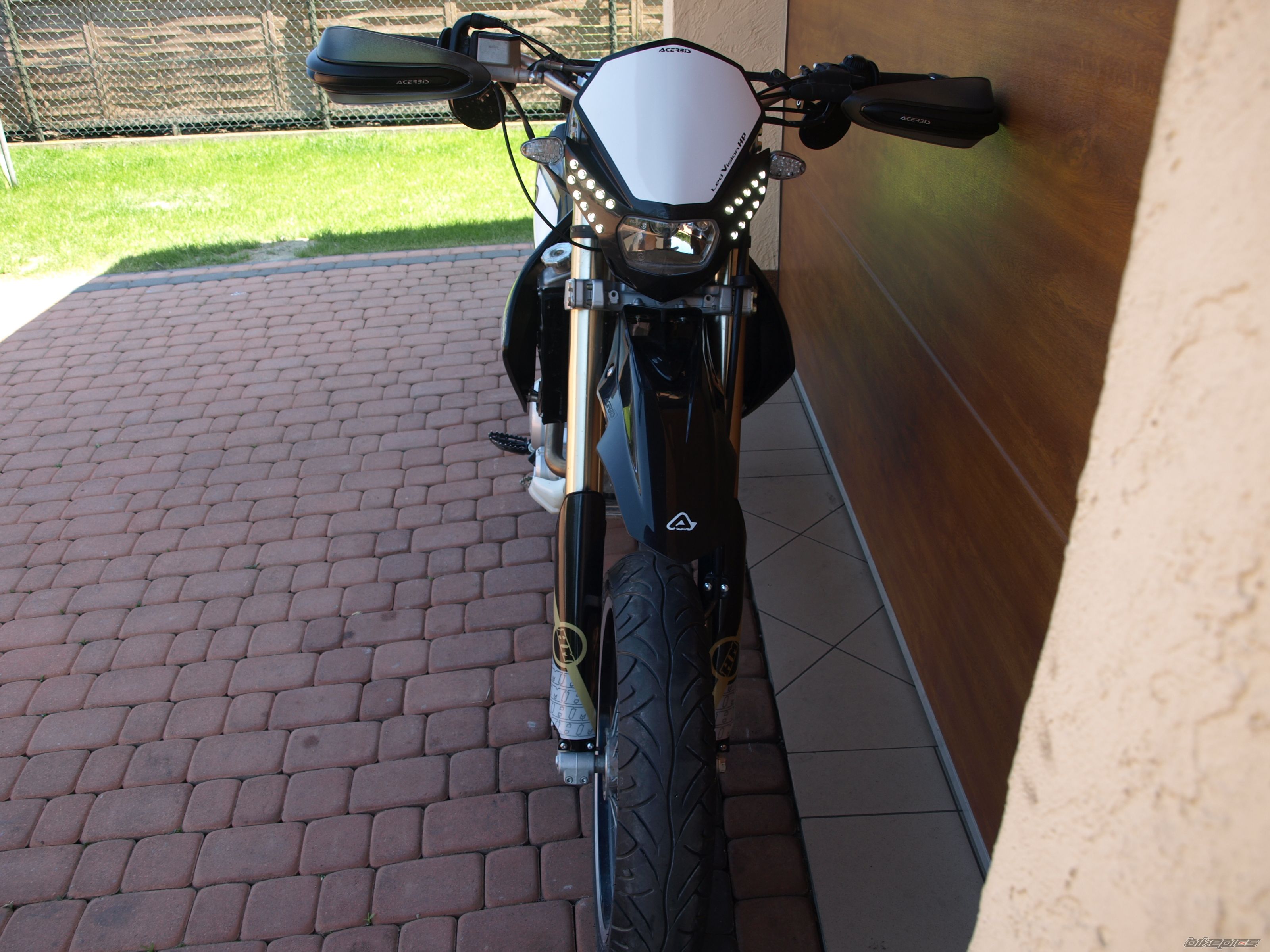 Bike Photo 2744747