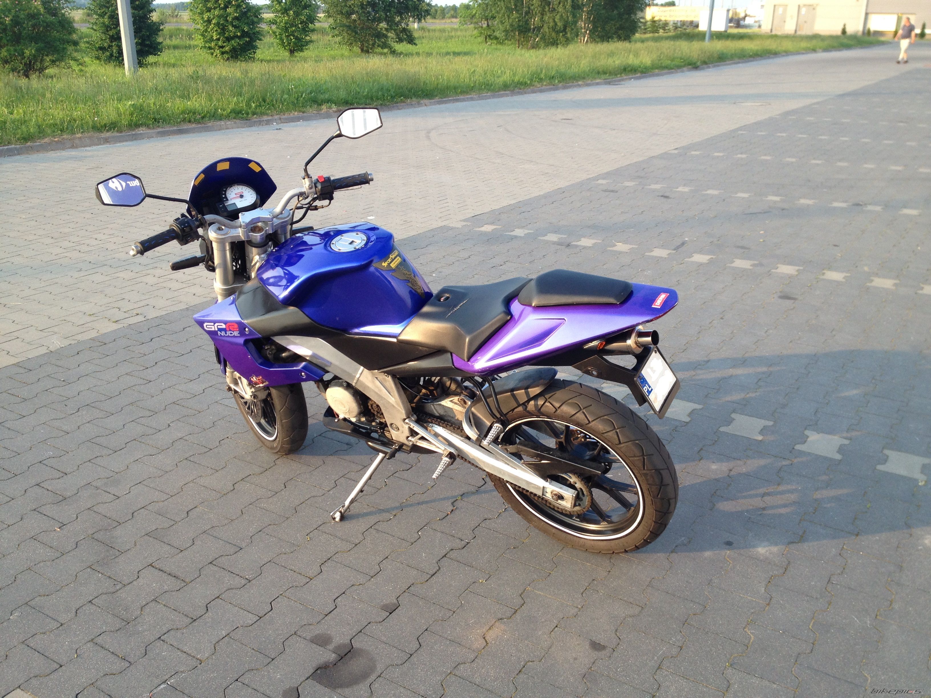 Photo 2744785
