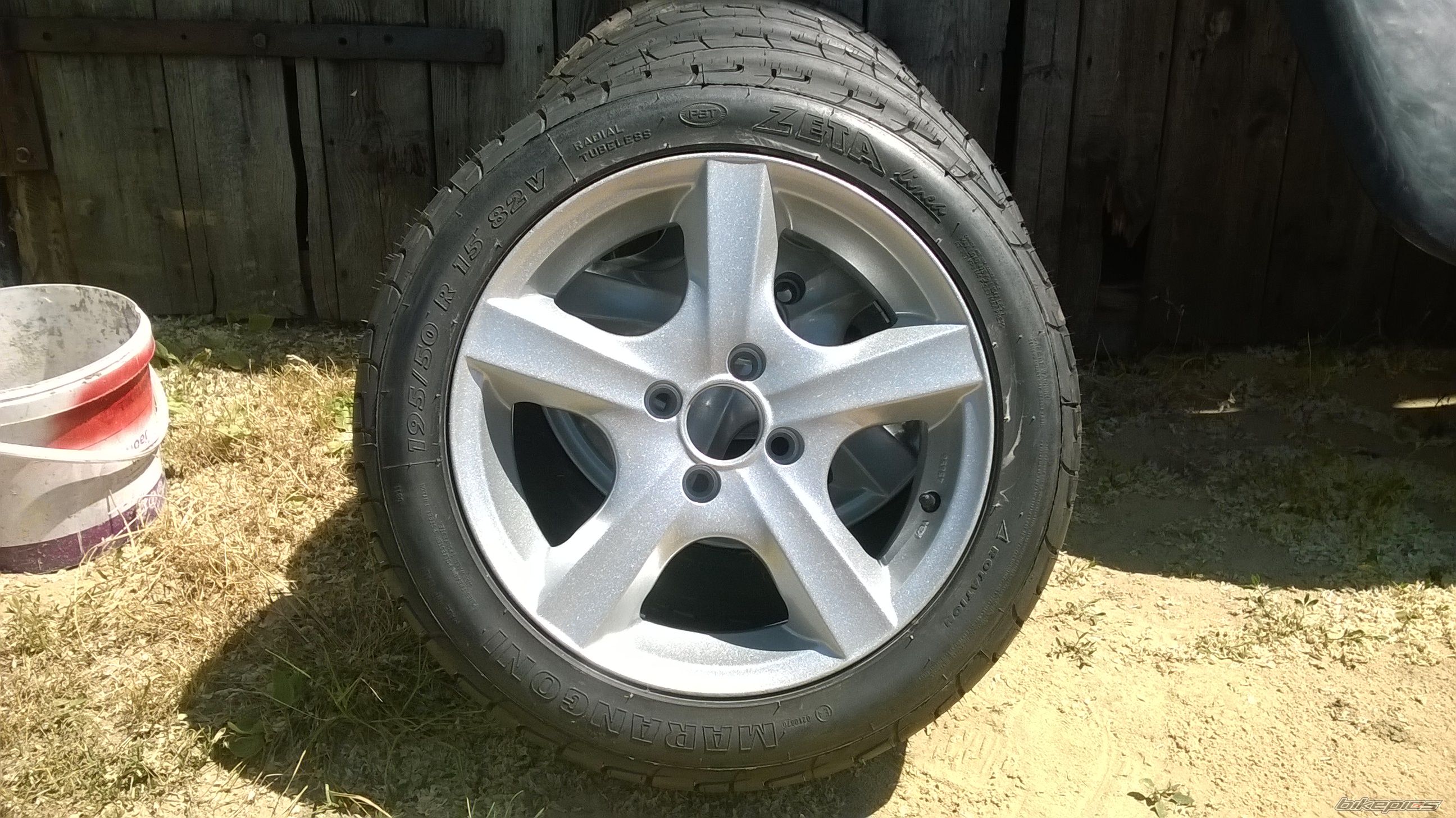 Photo 2745554