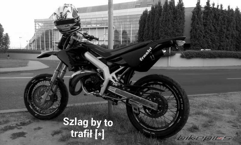Photo 2745676