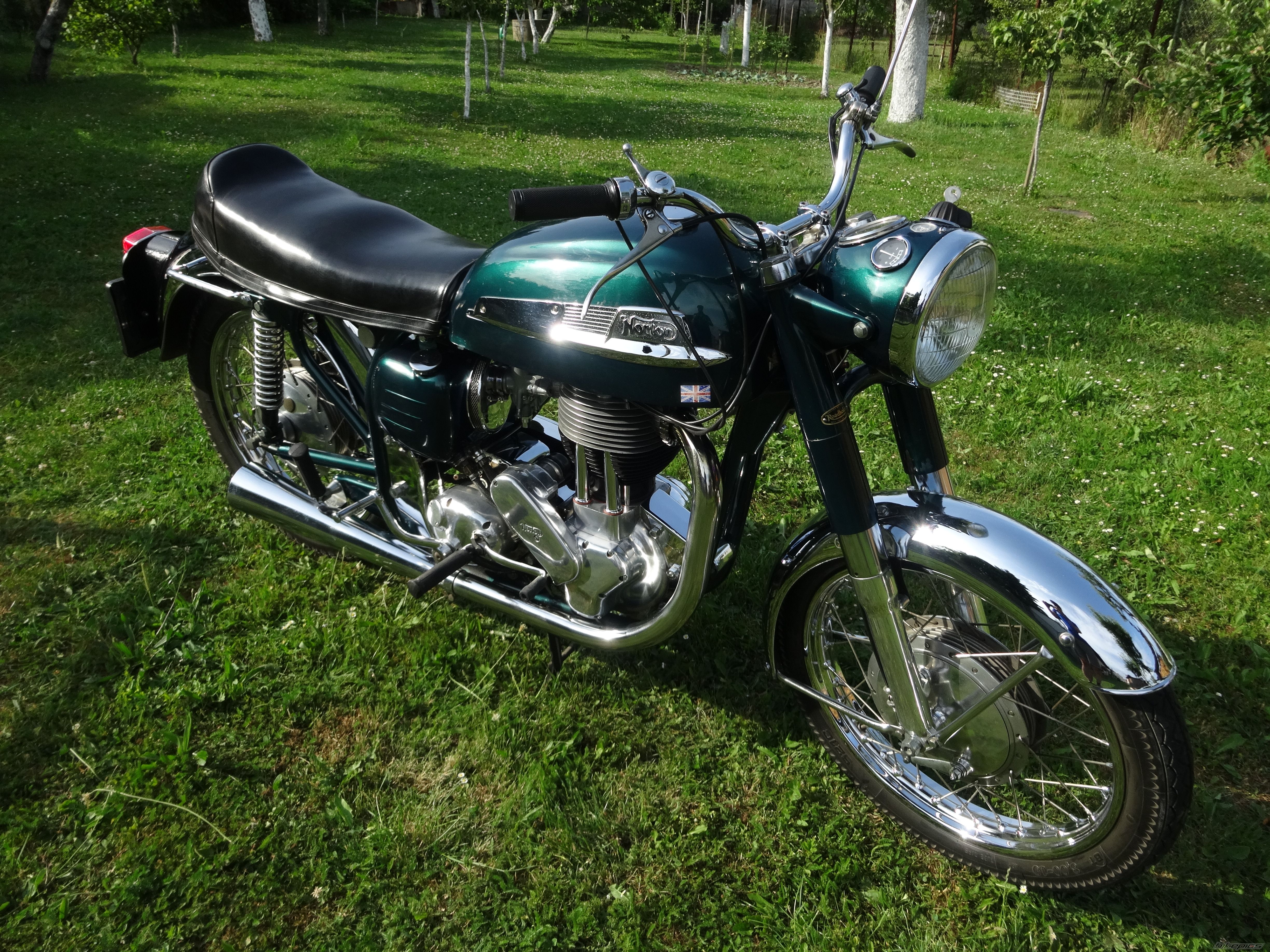 Photo 2746793