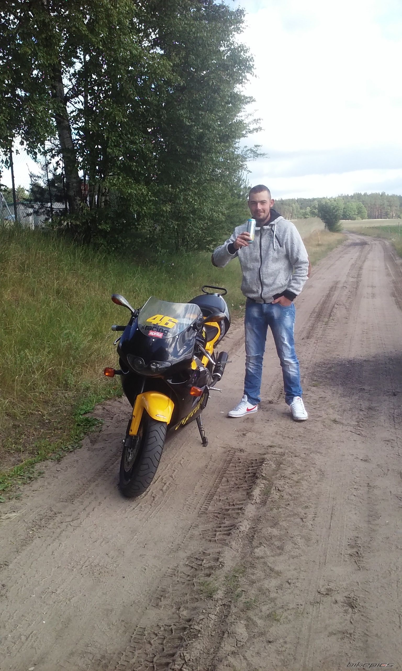 Photo 2746855
