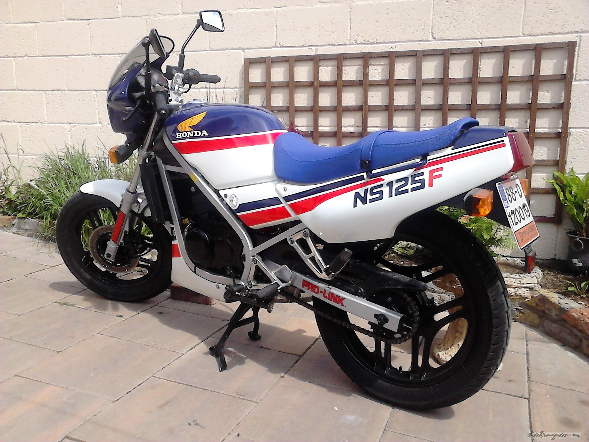 NS 125