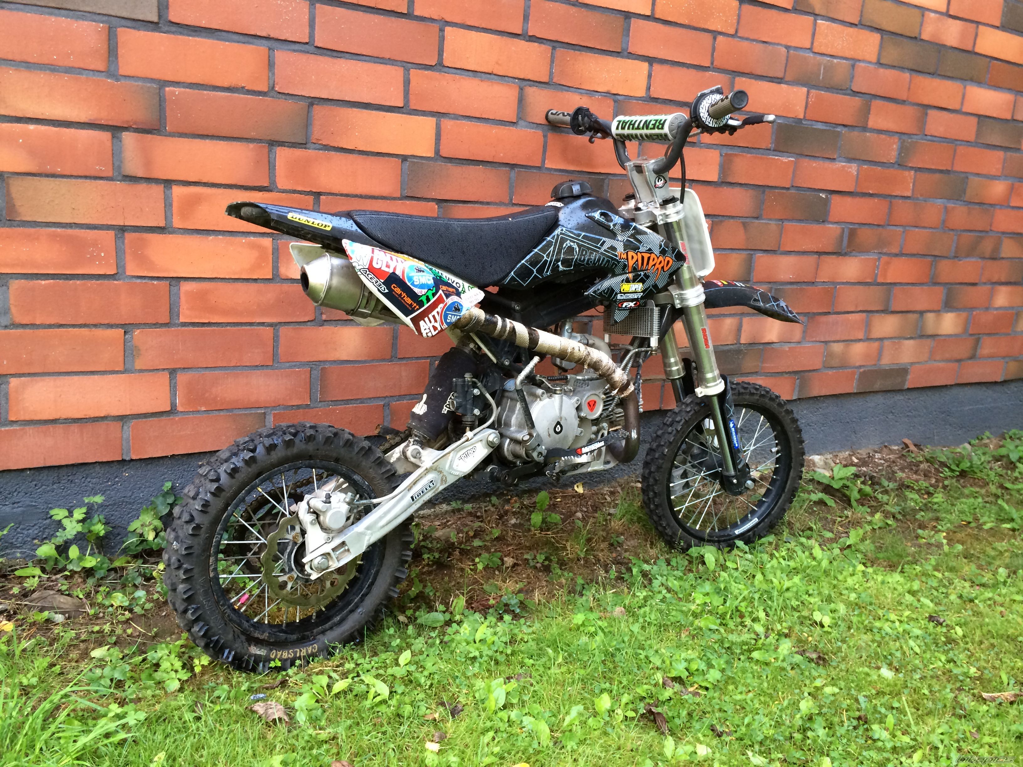 Photo 2748295