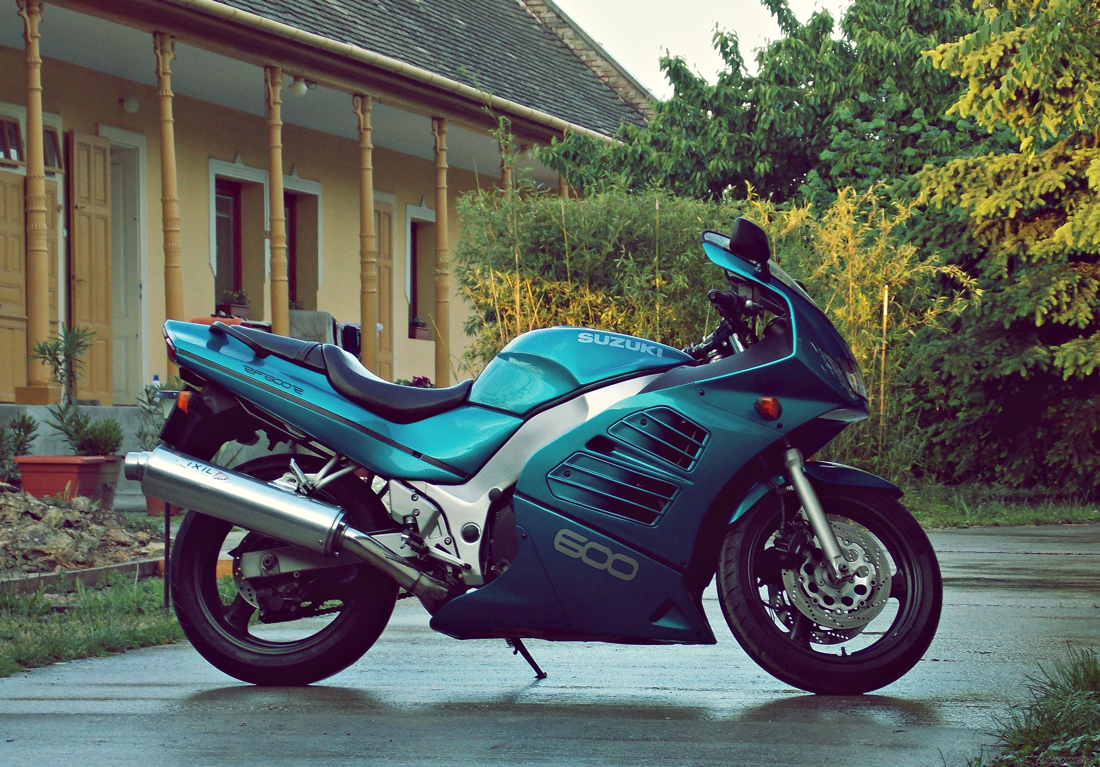 Bike Photo 2750448