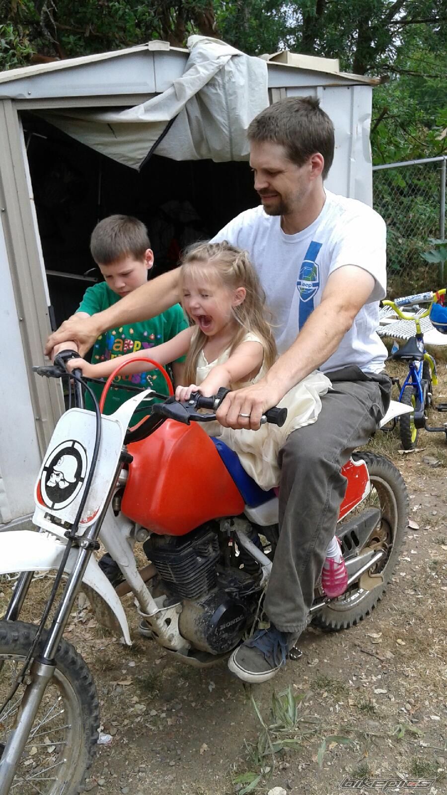 Photo 2753090