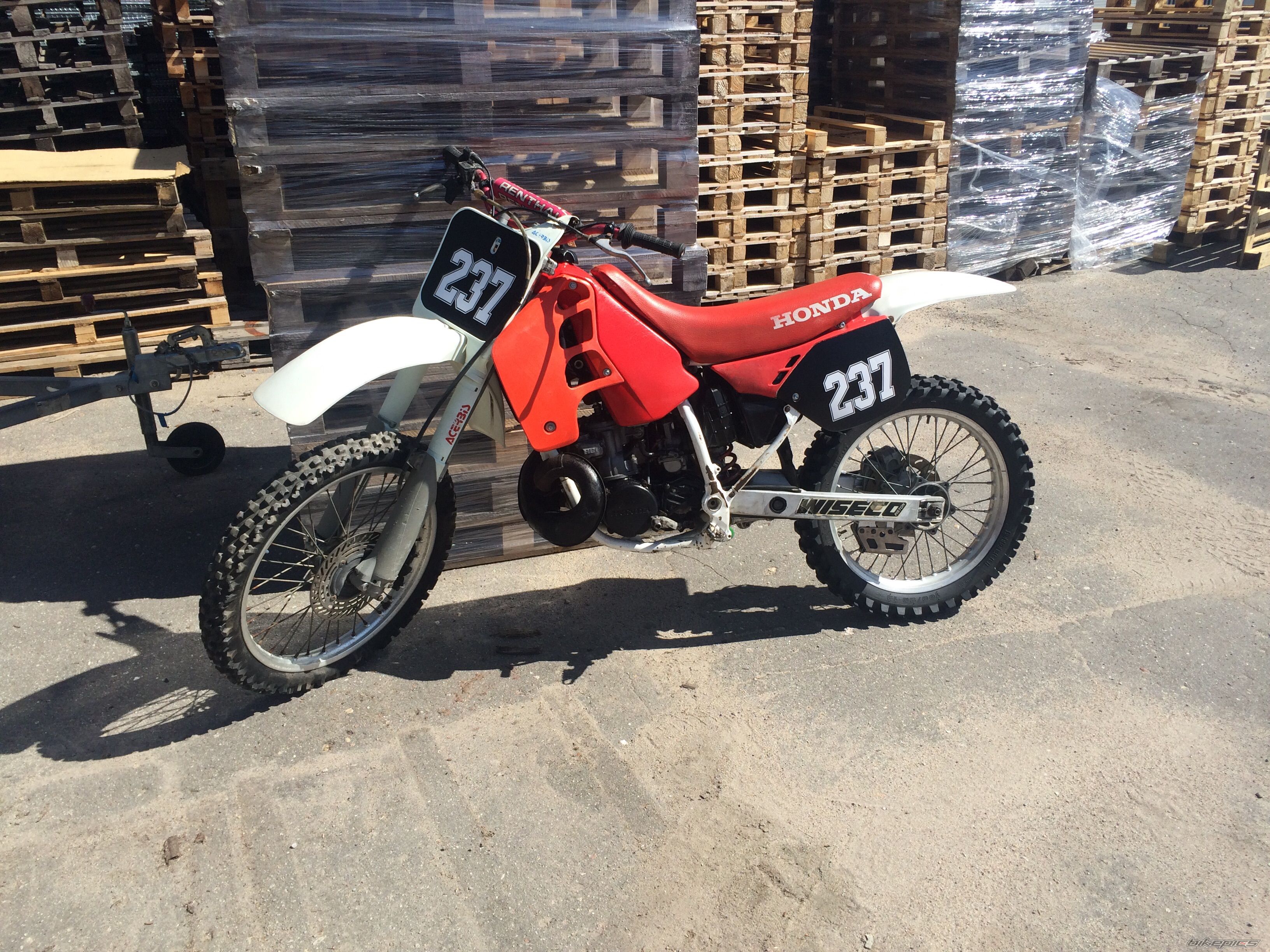 Photo 2753424