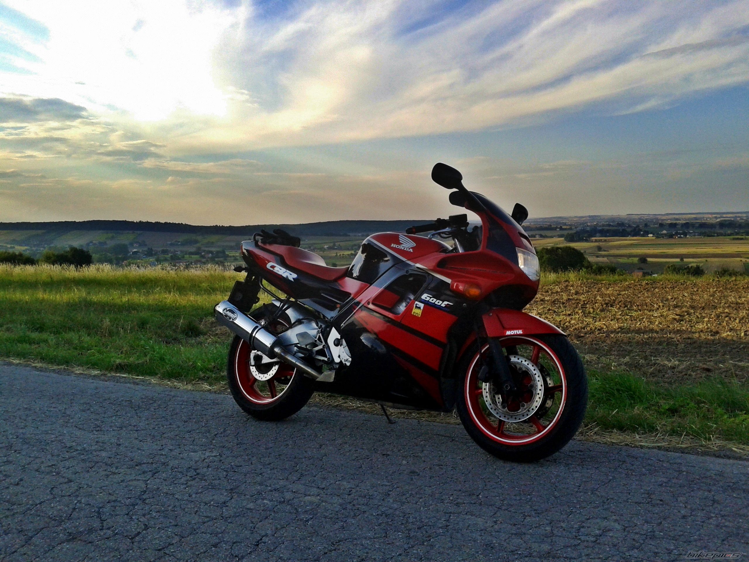 Photo 2754435