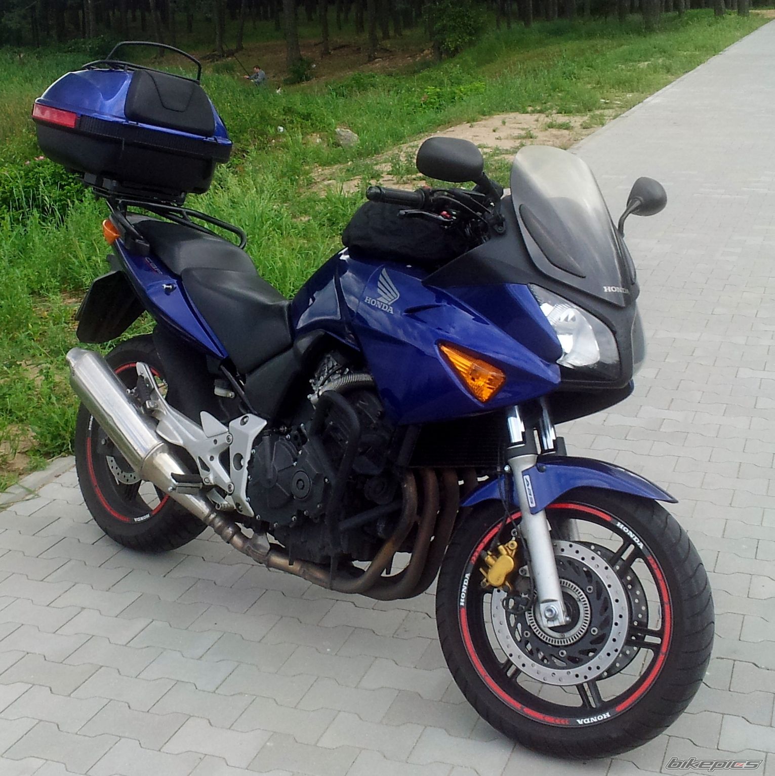 Photo 2757760