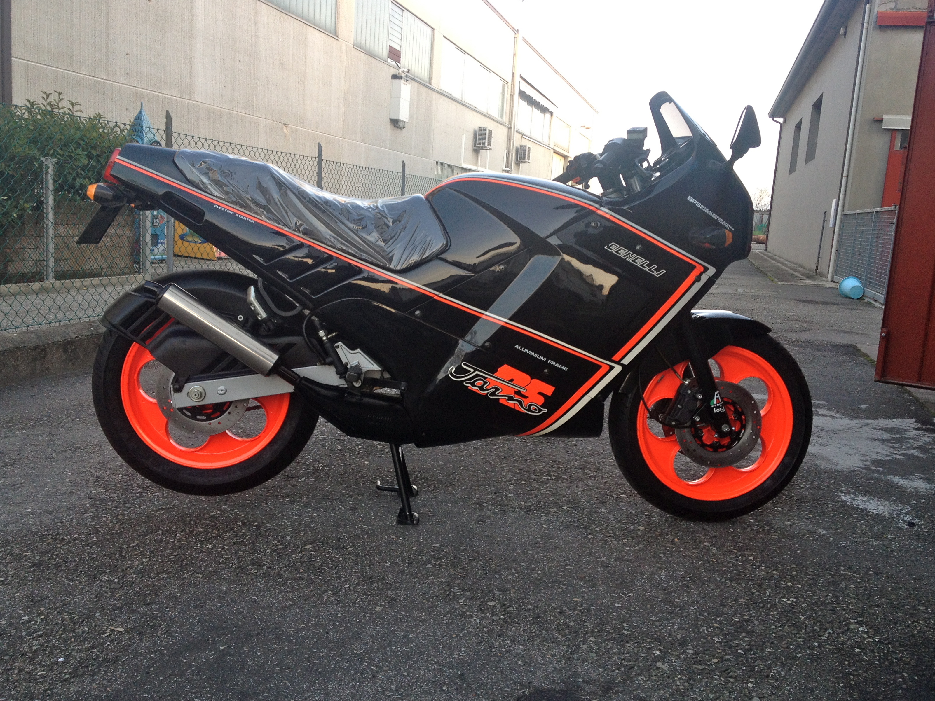 Photo 2766997