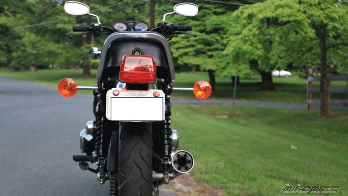 GS 750
