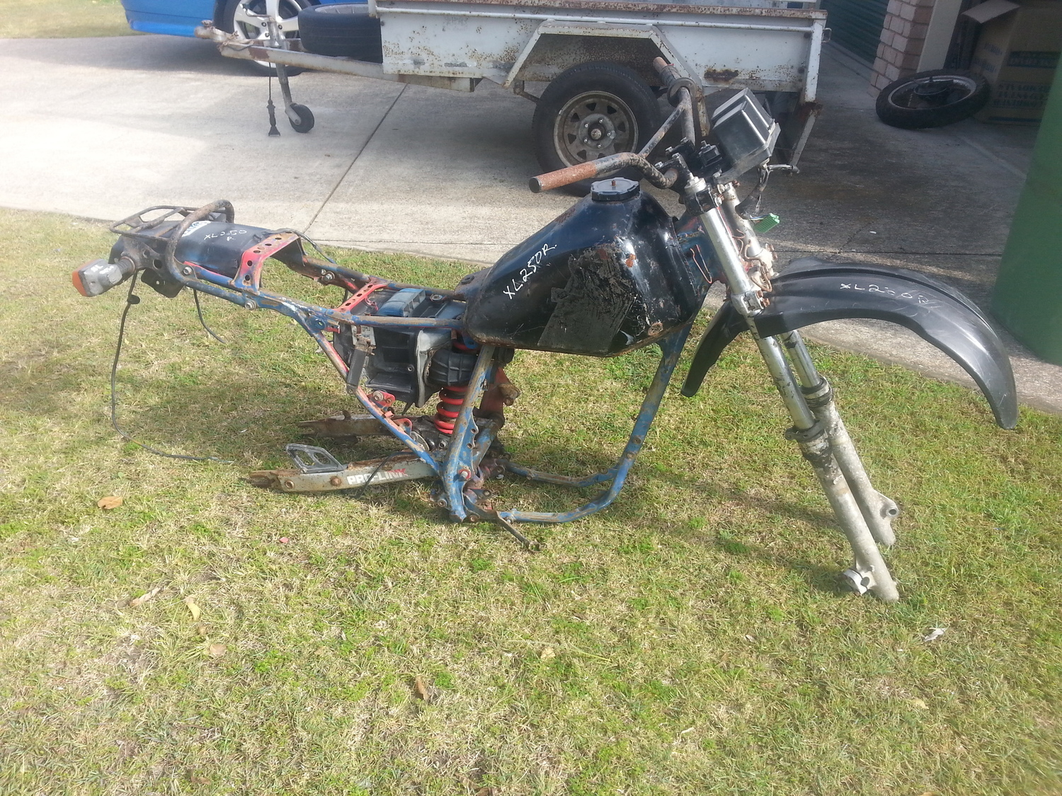 Xl 250 R