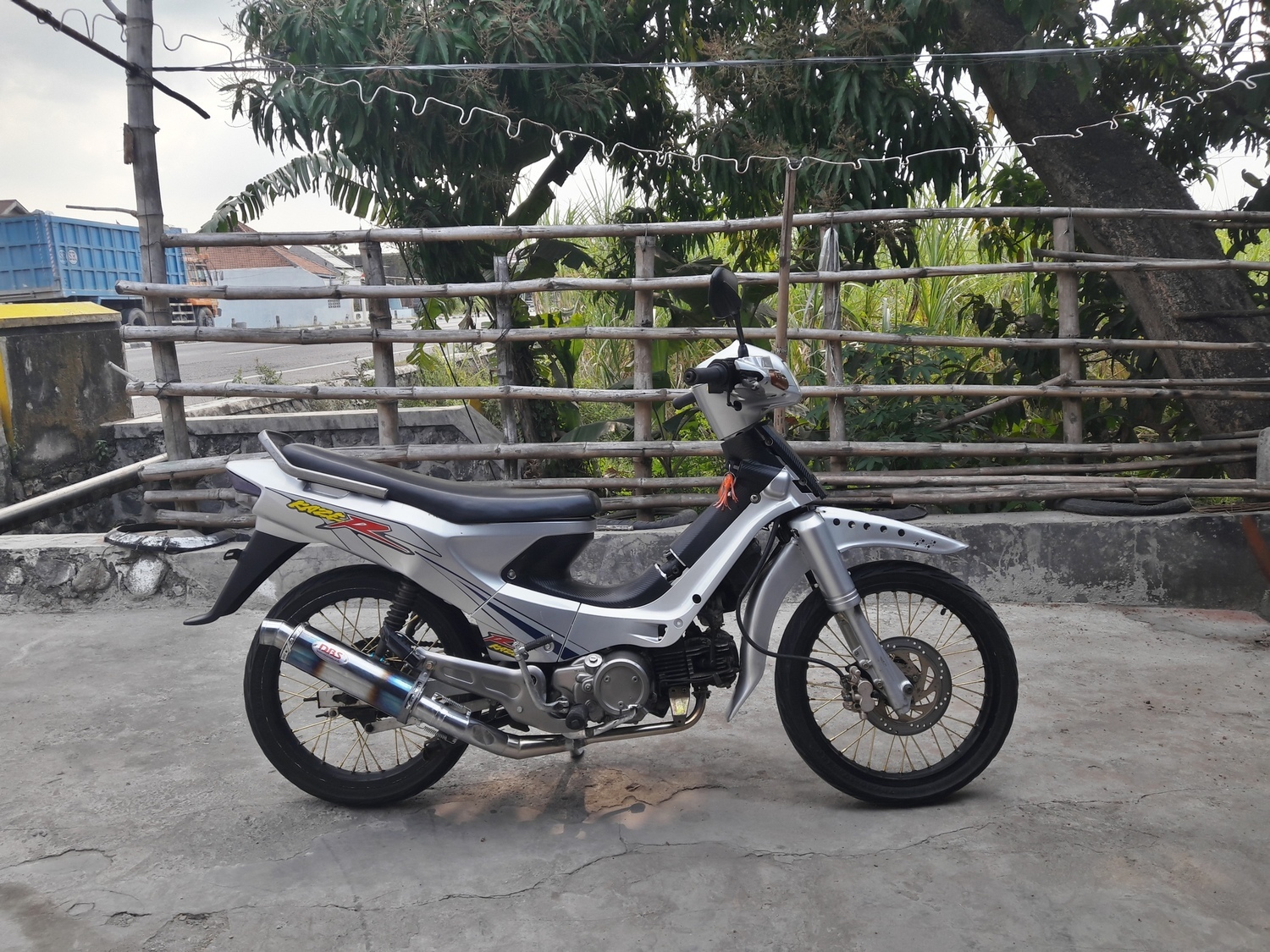 kaze r