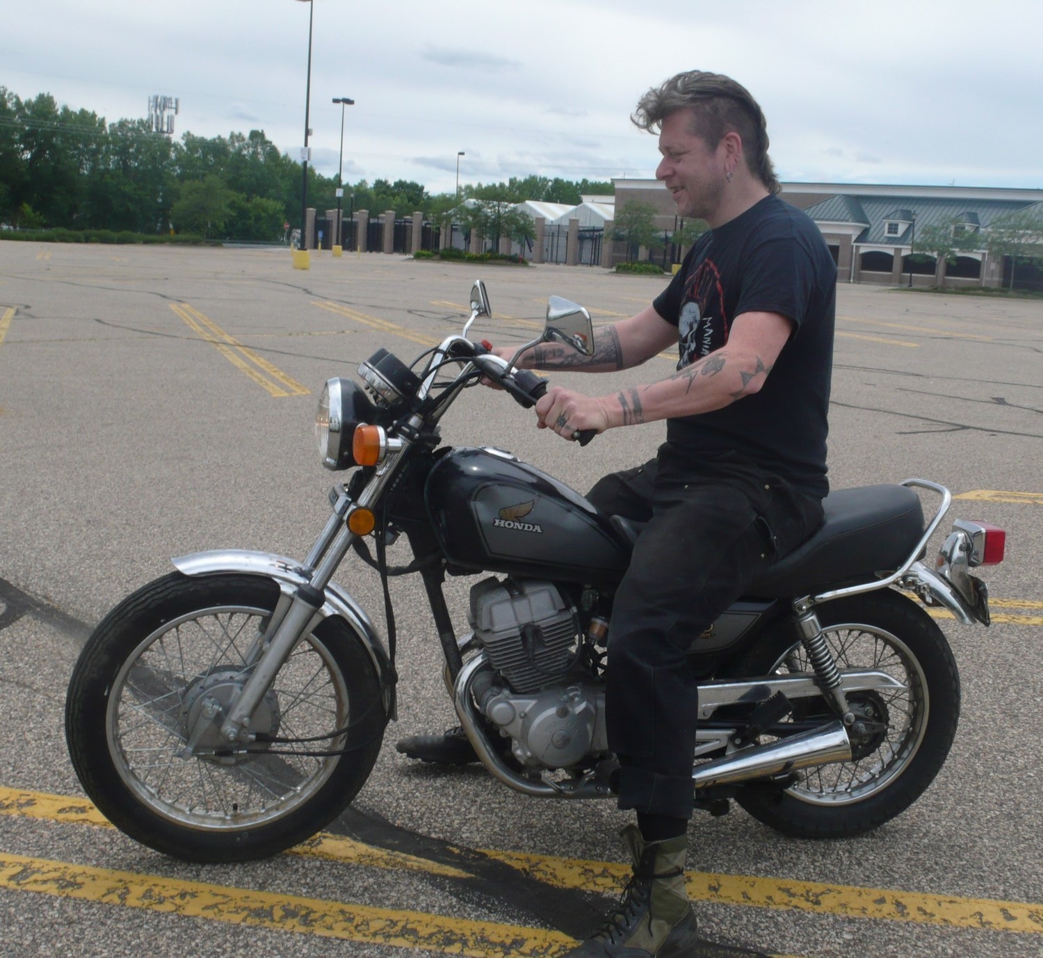 CM 250