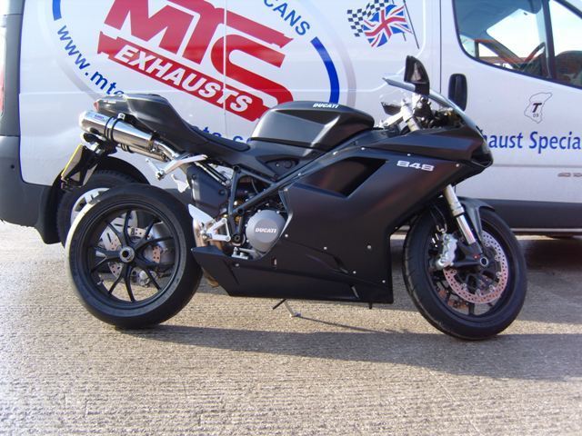Streetfigther 848