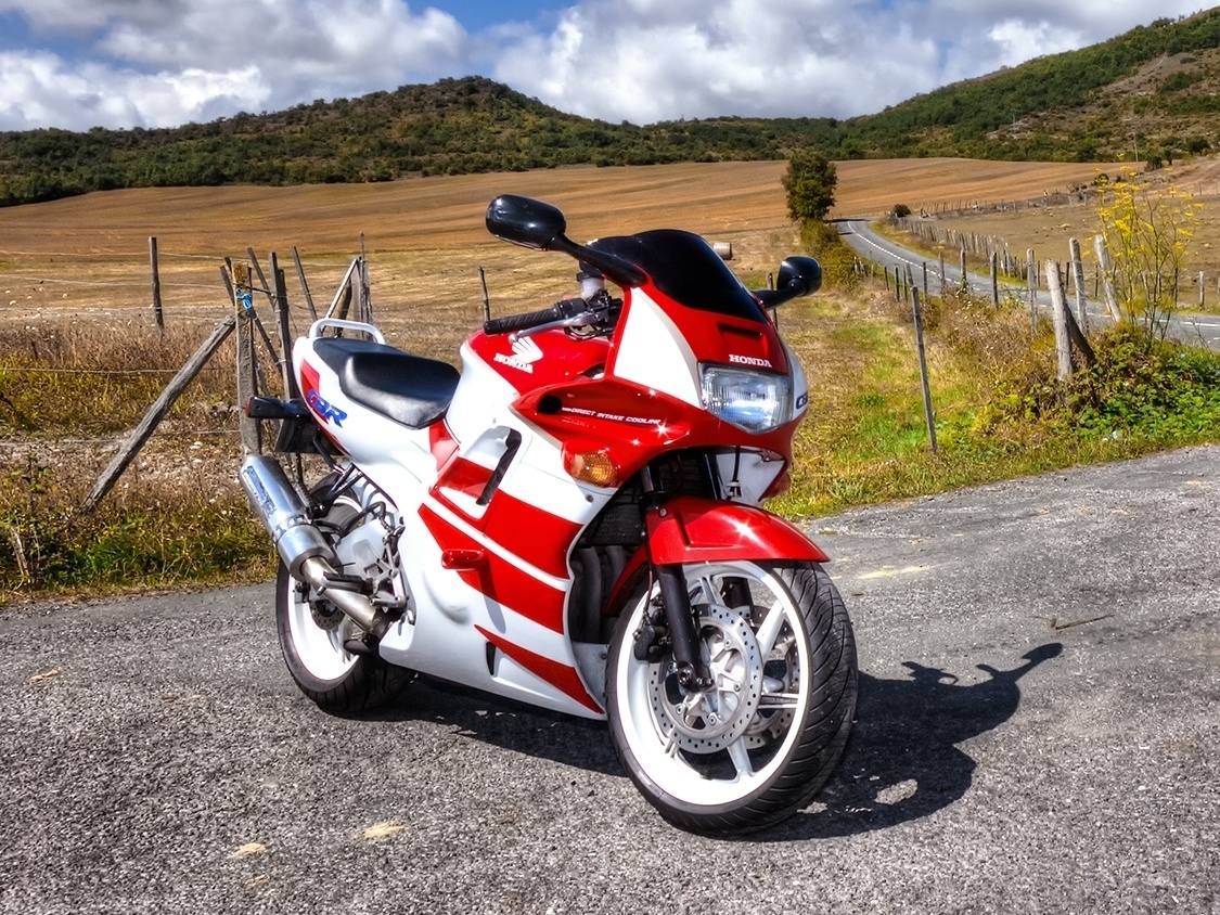 Cbr 600f2