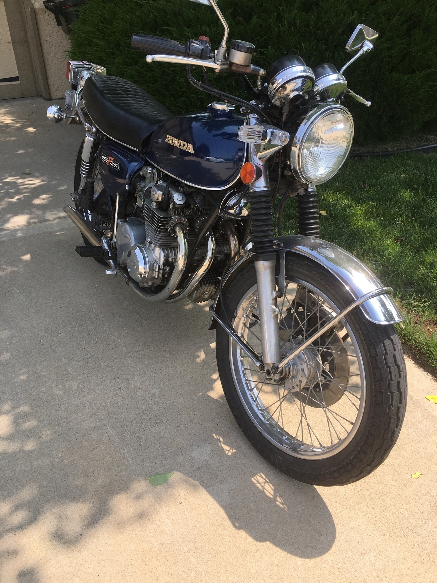 CB 550