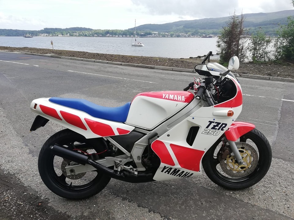 TZR 250