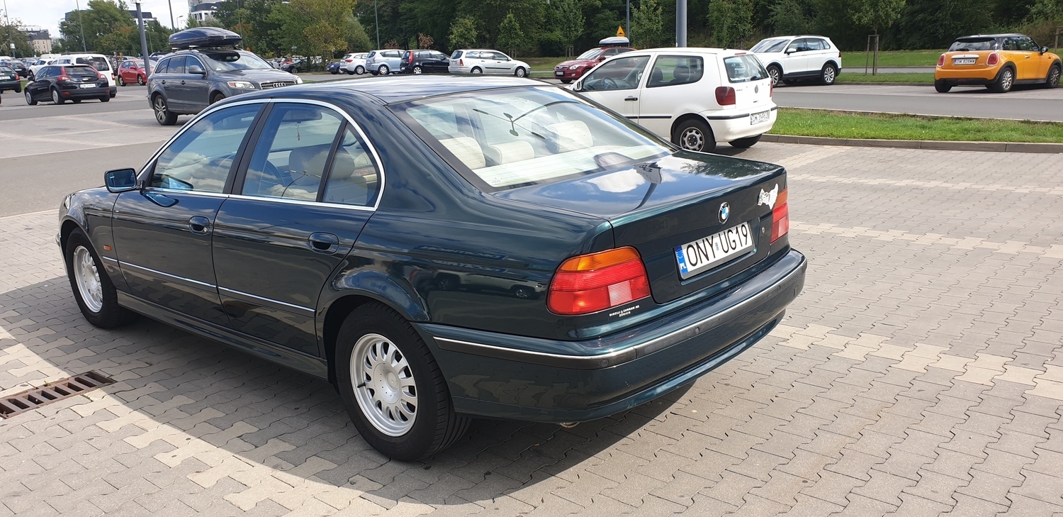 E34