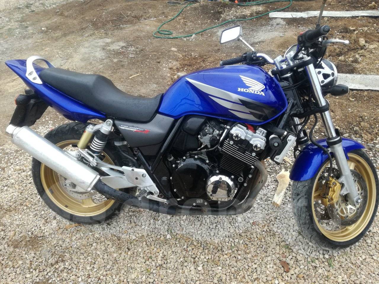 CB400 Spec 3