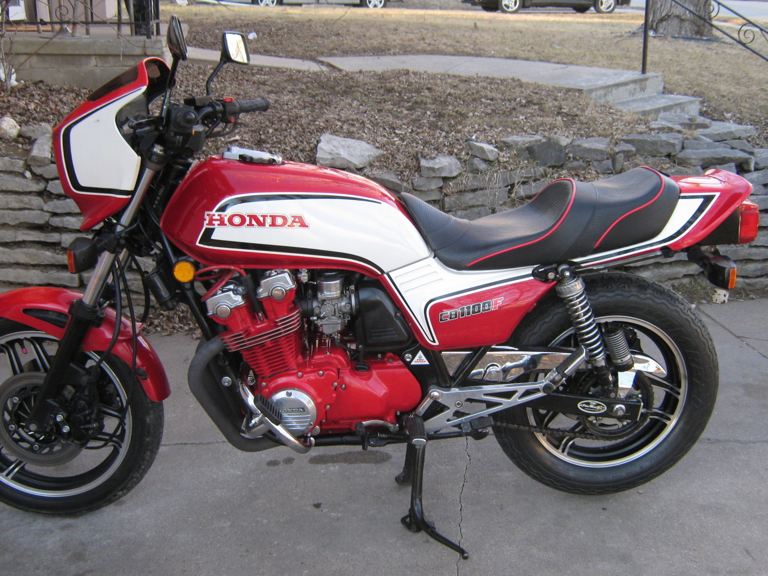 Cb 1100 F