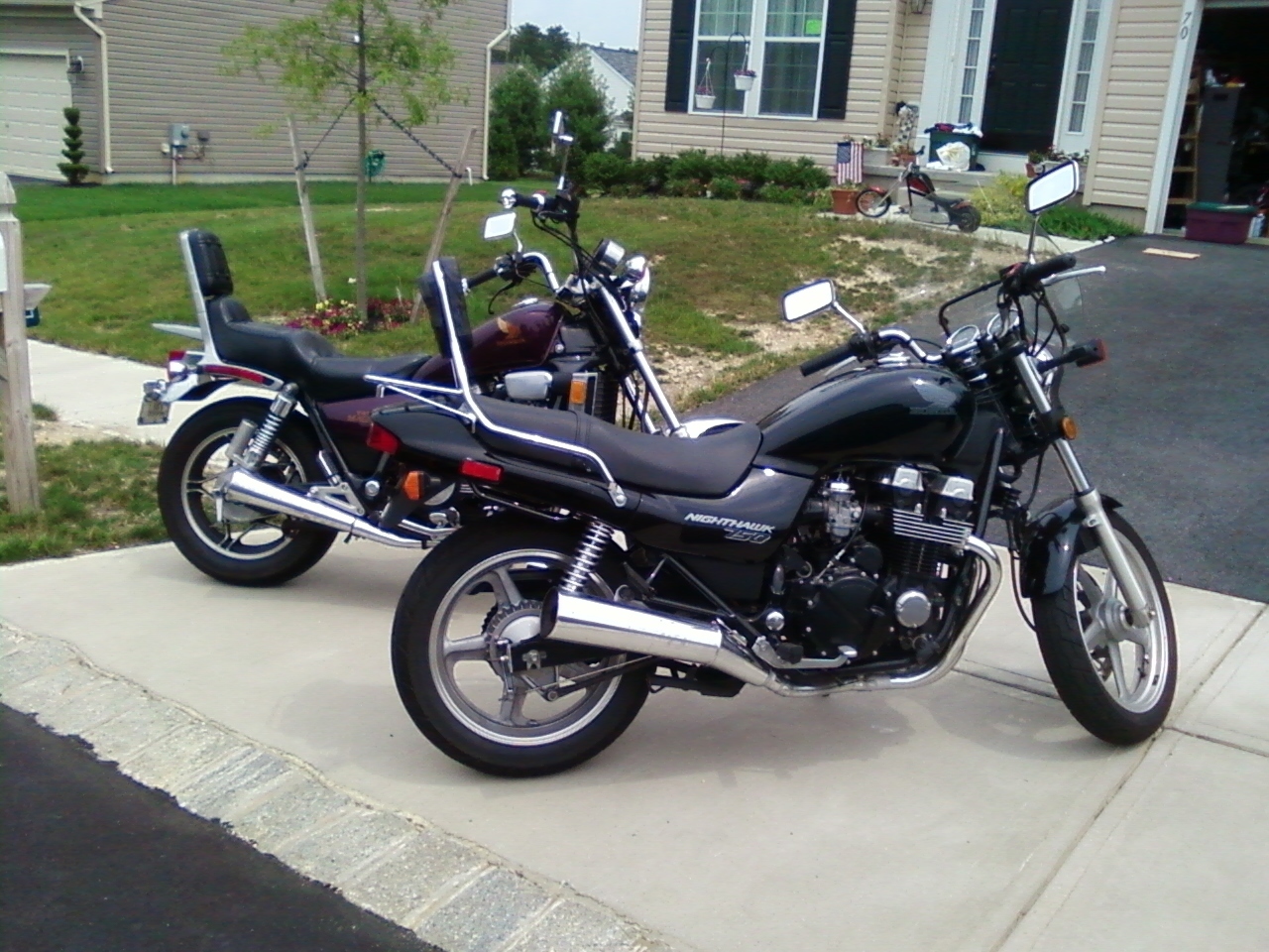 Nighthawk 750