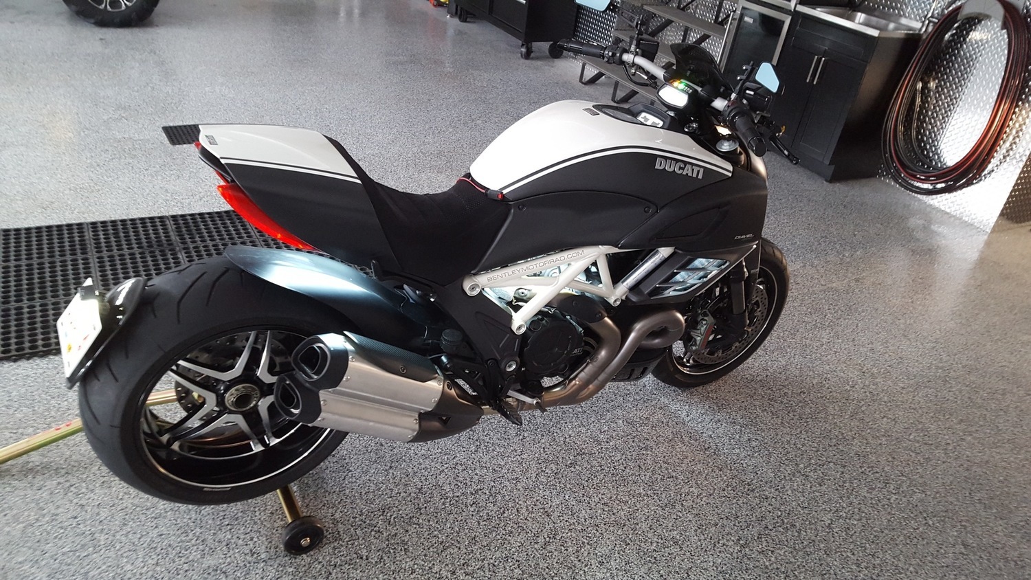 Diavel