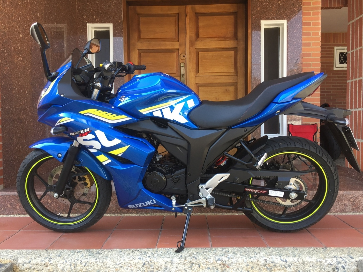 Suzuki 150