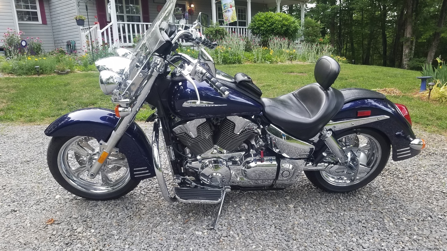 VTX 1300