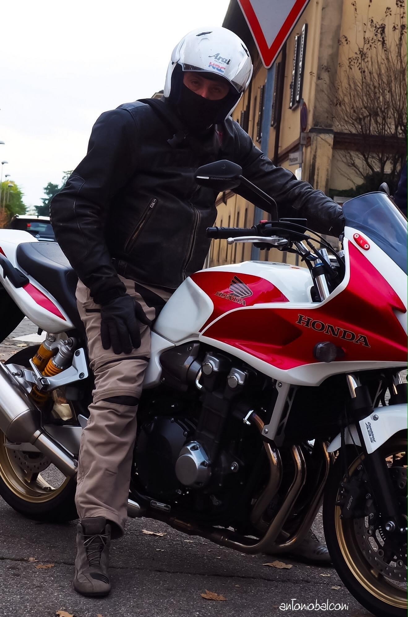 CB 1300 SA