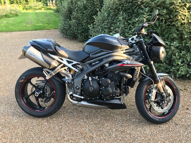 RS