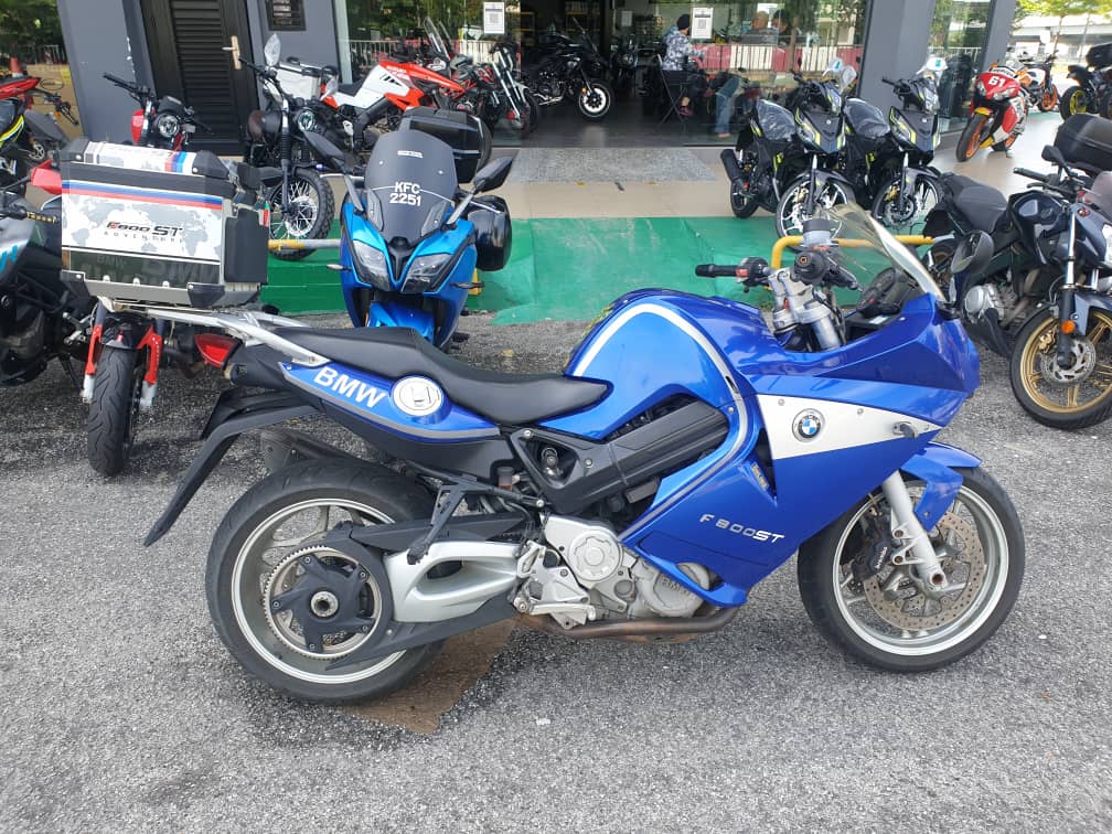 F800st