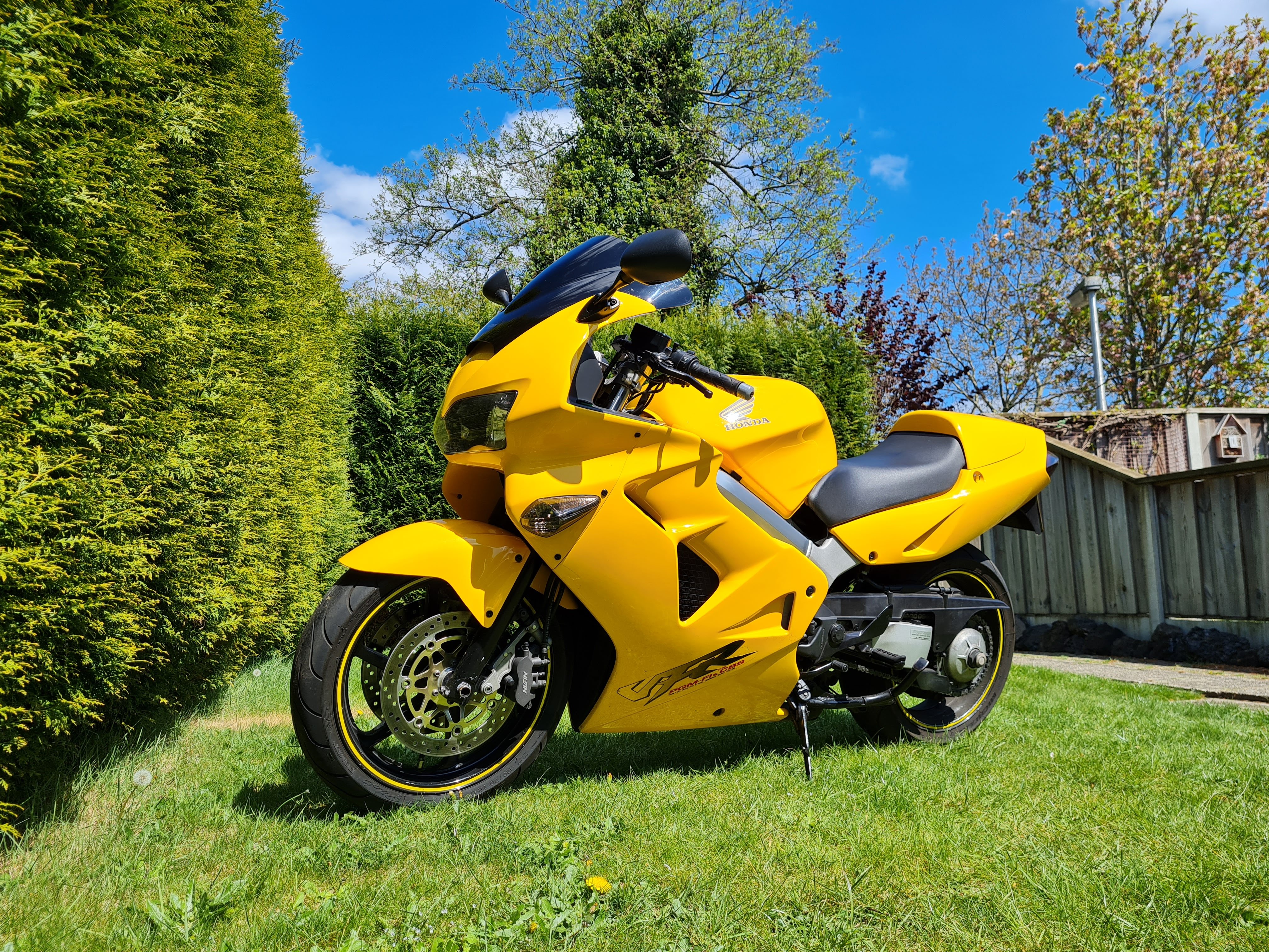 Vfr800