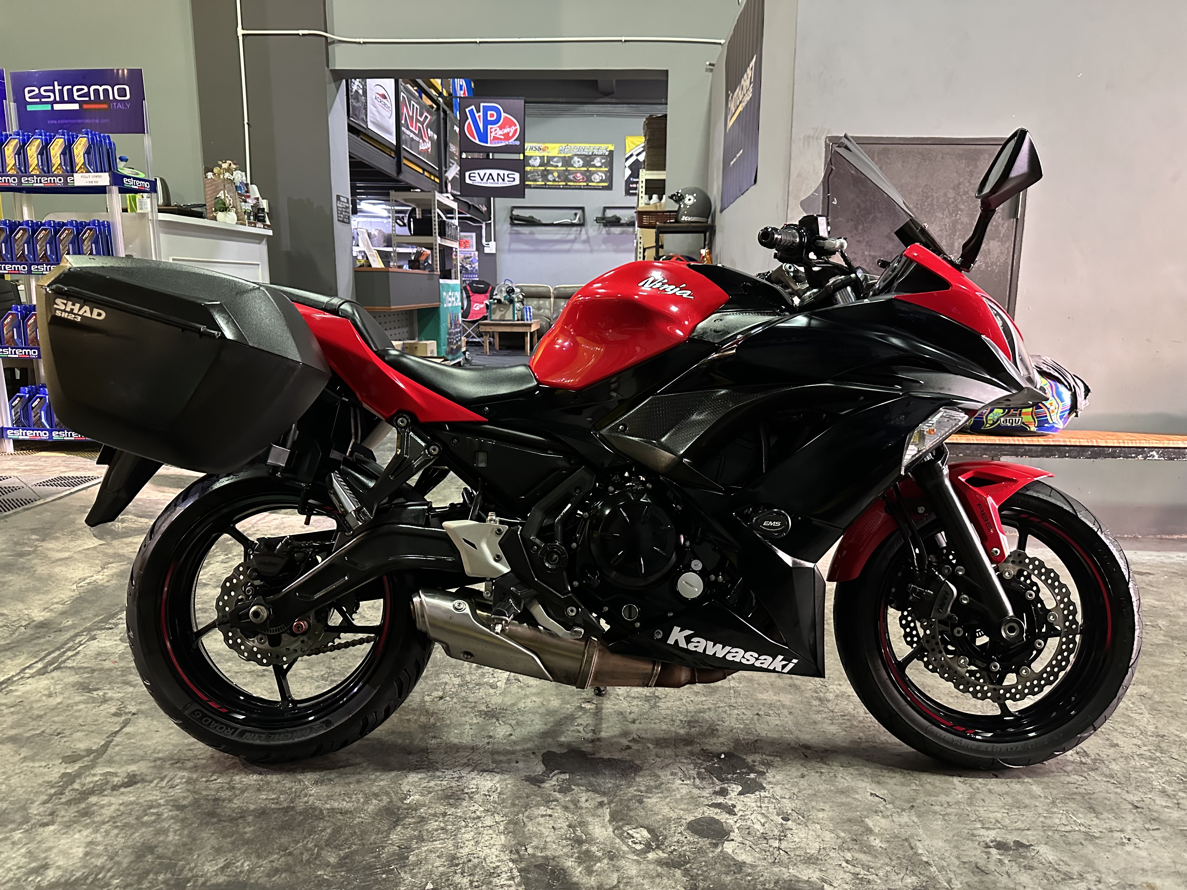 Ninja 650