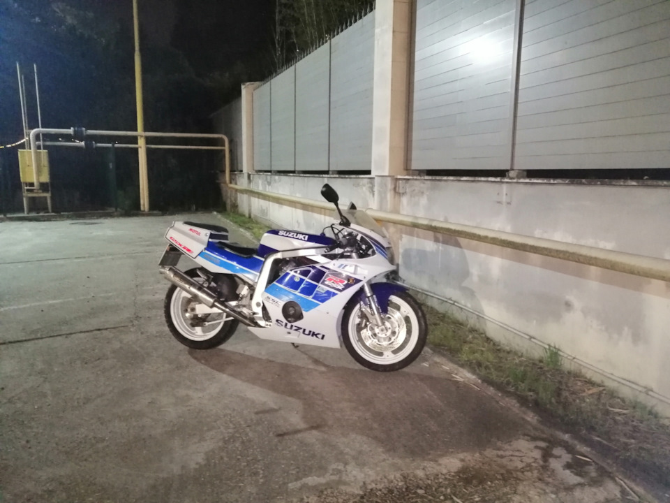 GSX-R 400