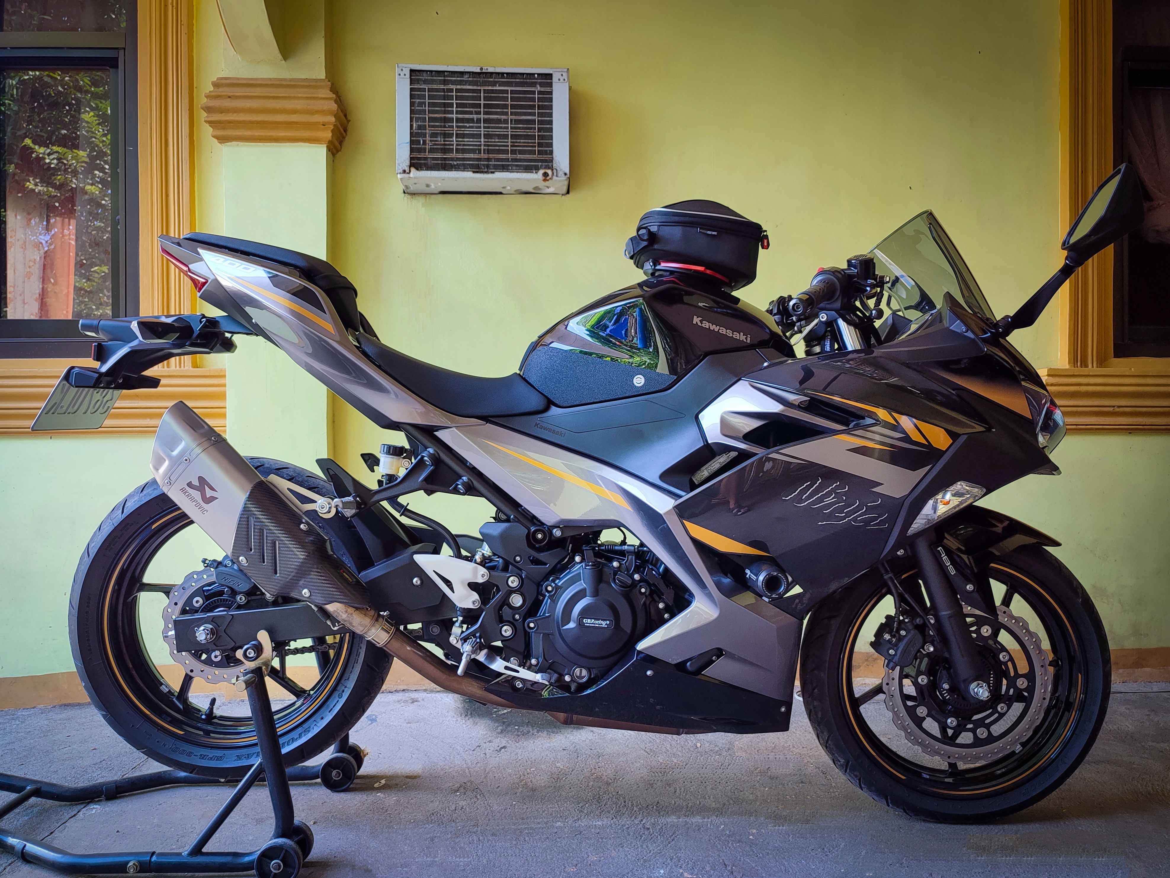 Ninja 400 