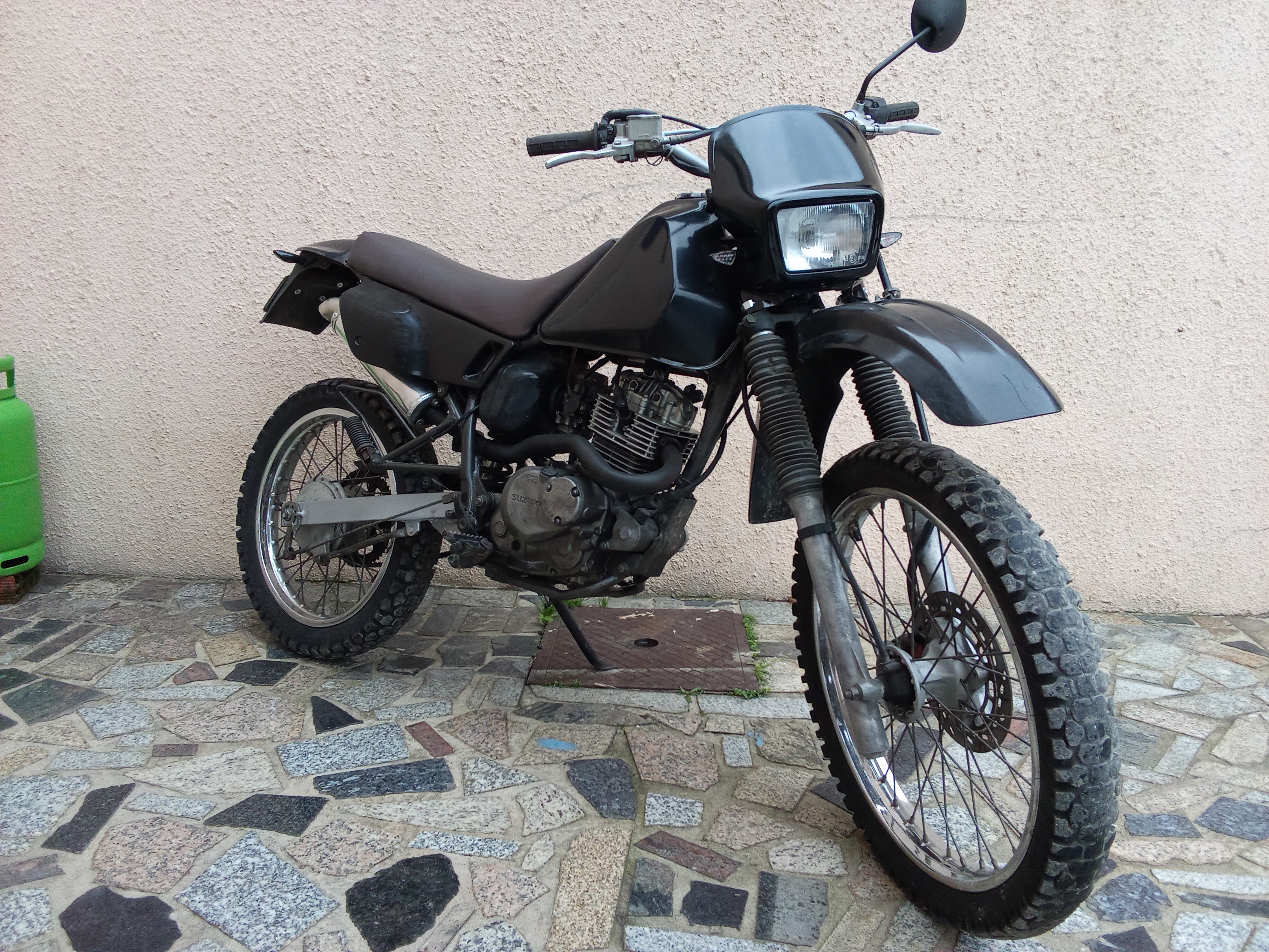 DR 125