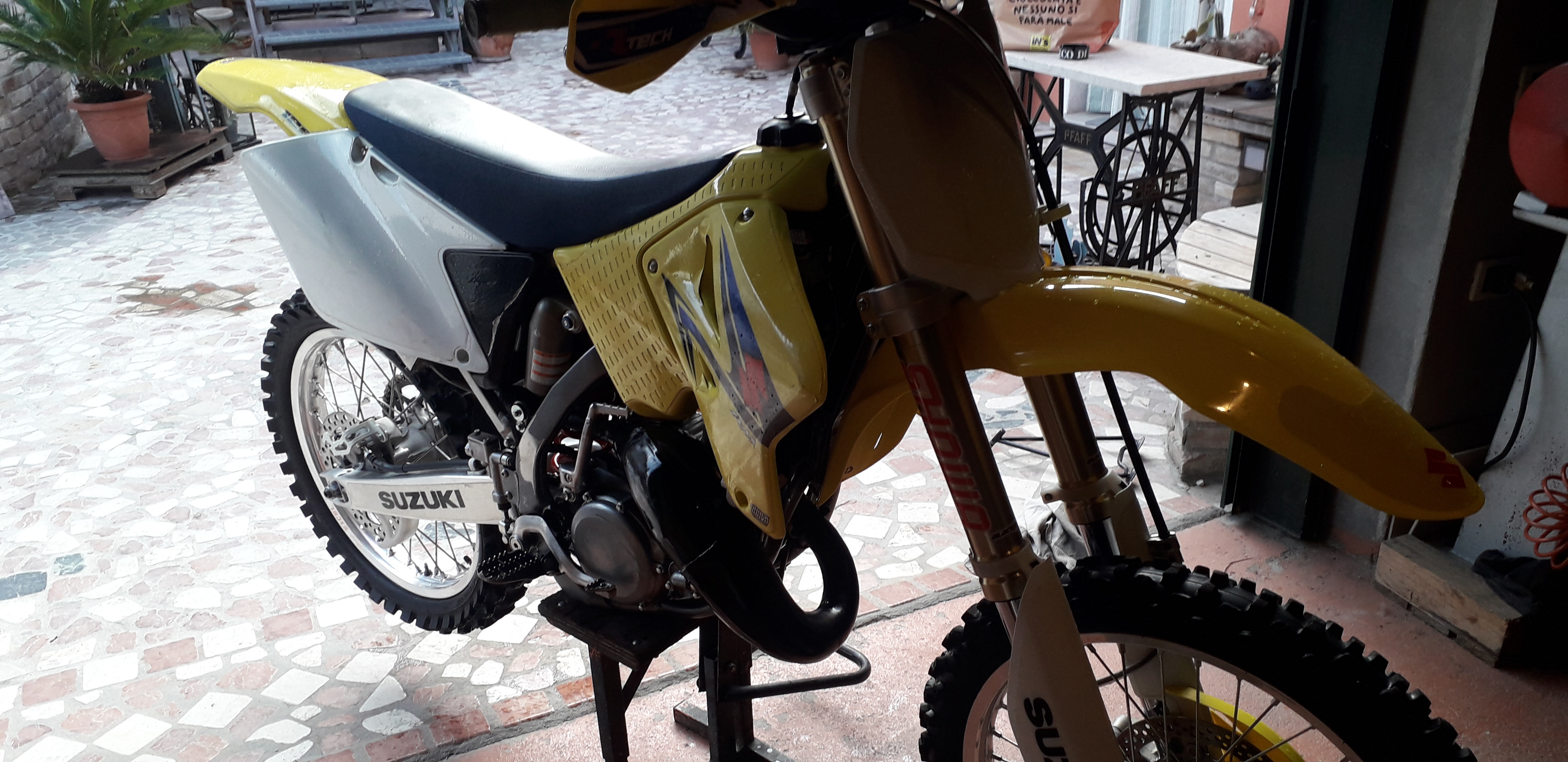 RM 125