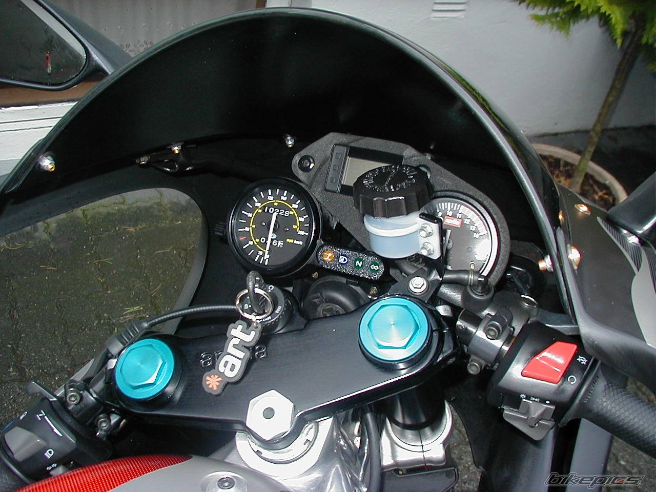 Bike Photo 300408