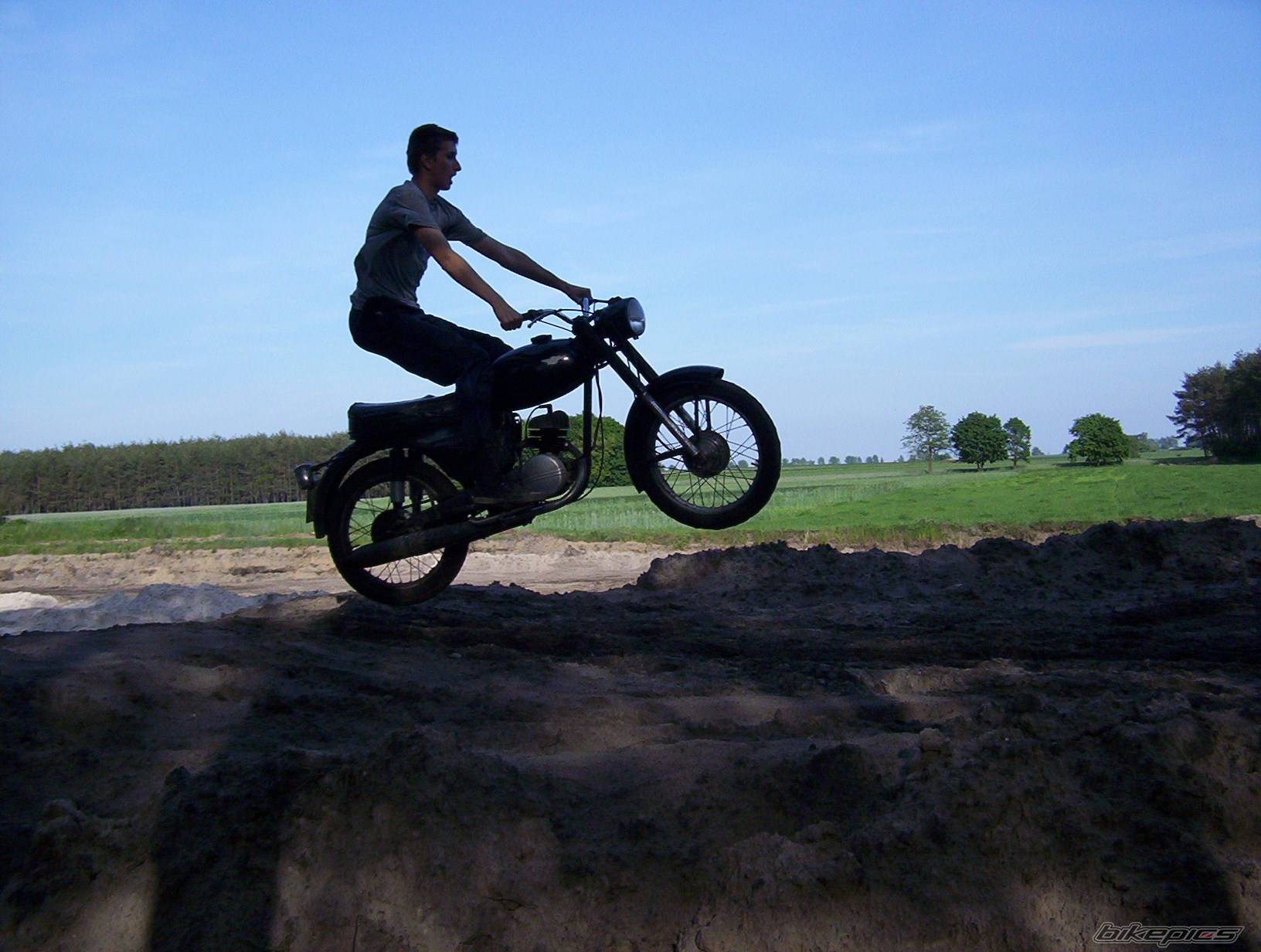 Bike Photo 361140