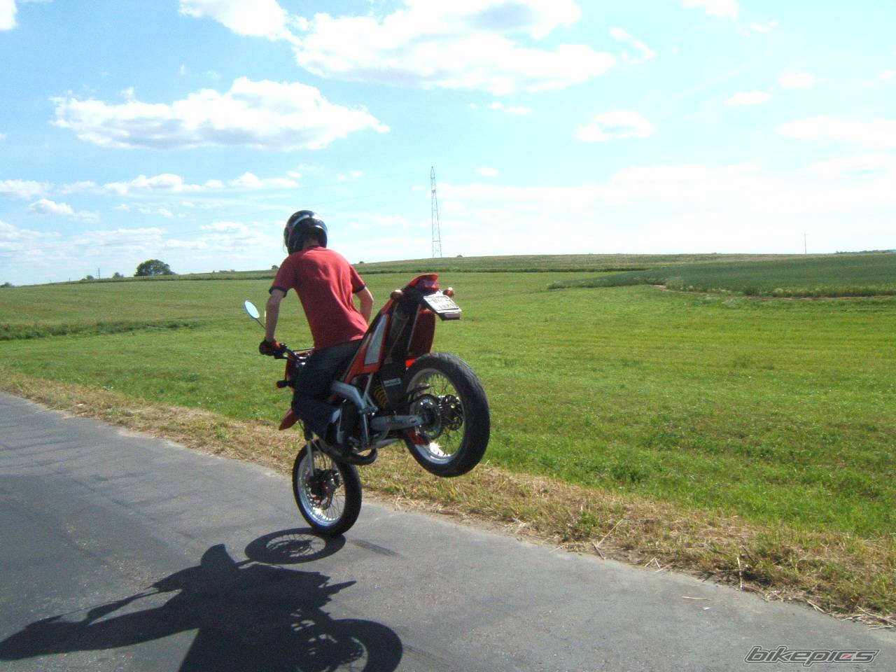 Bike Photo 384024