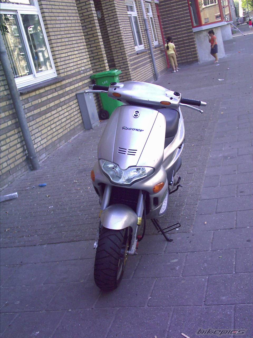 Photo 384947