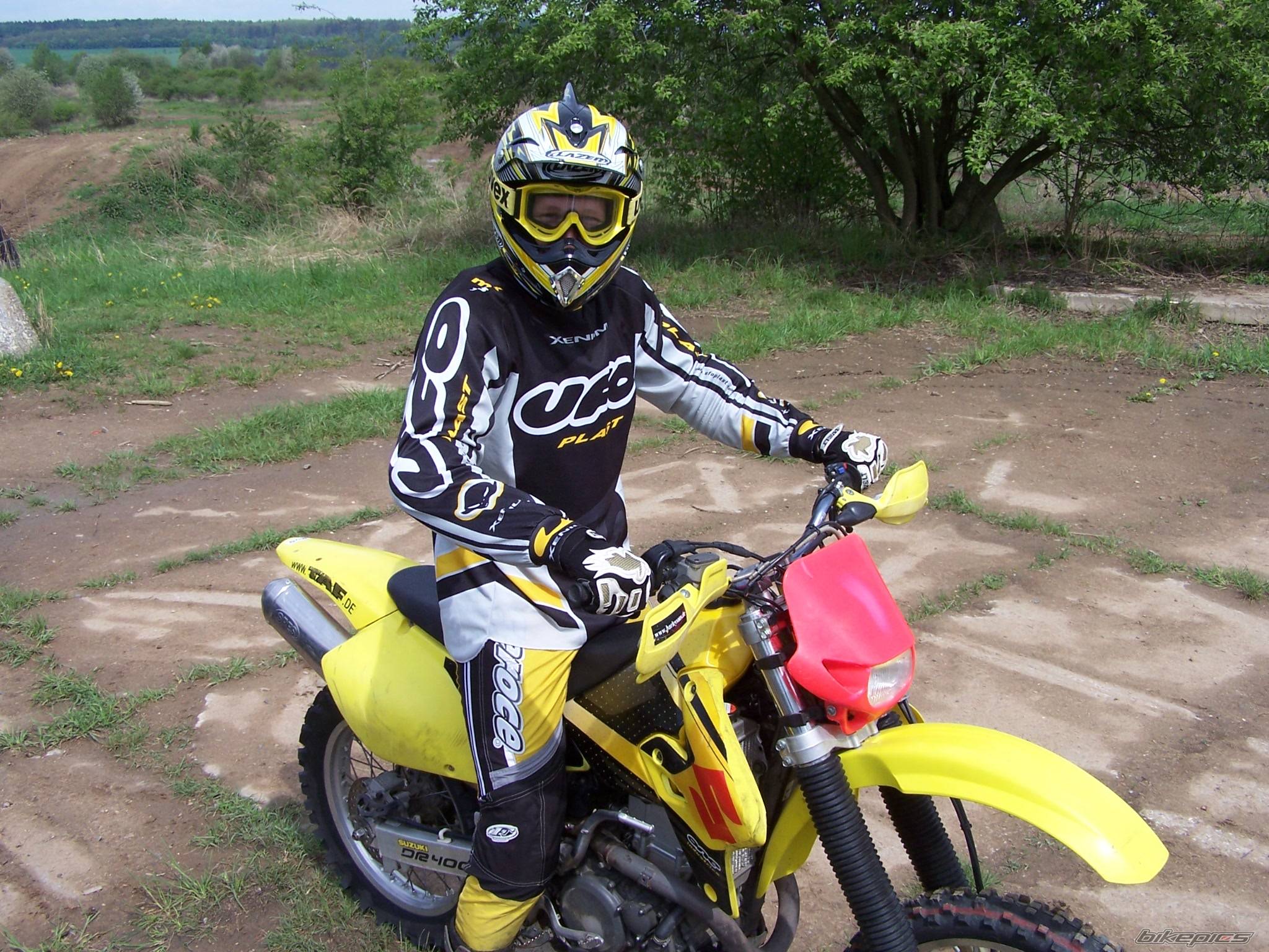 Bike Photo 400001