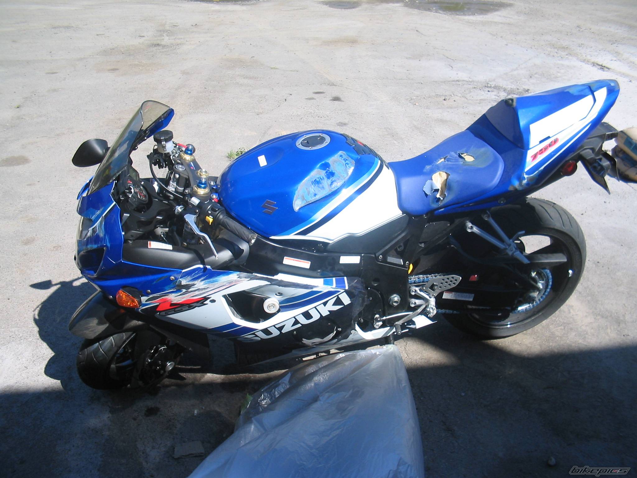 Bike Photo 400044