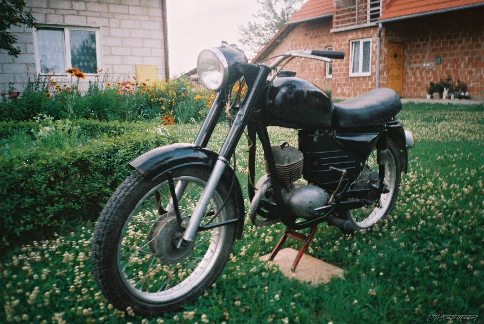 Bike Photo 400059