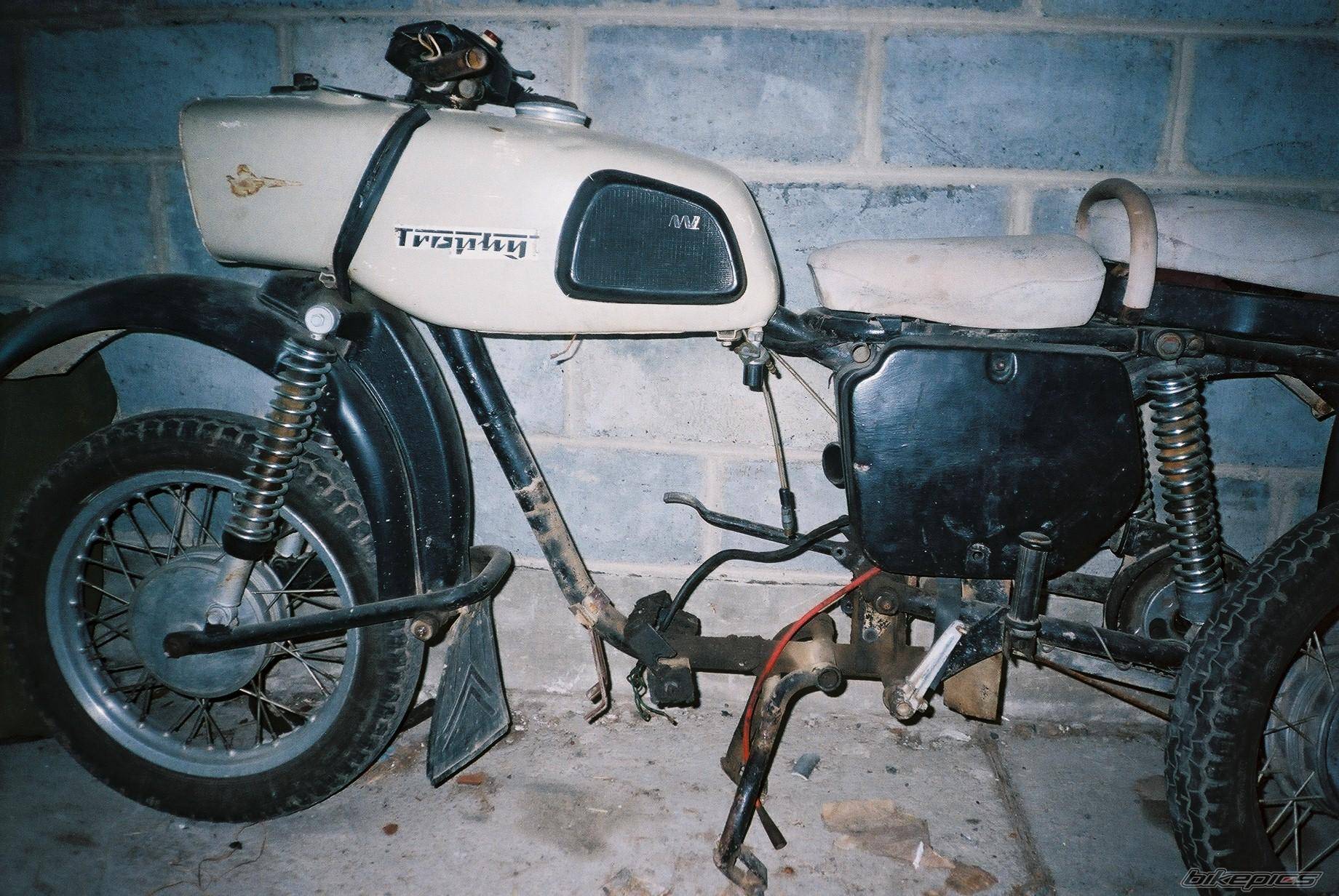 Bike Photo 400064