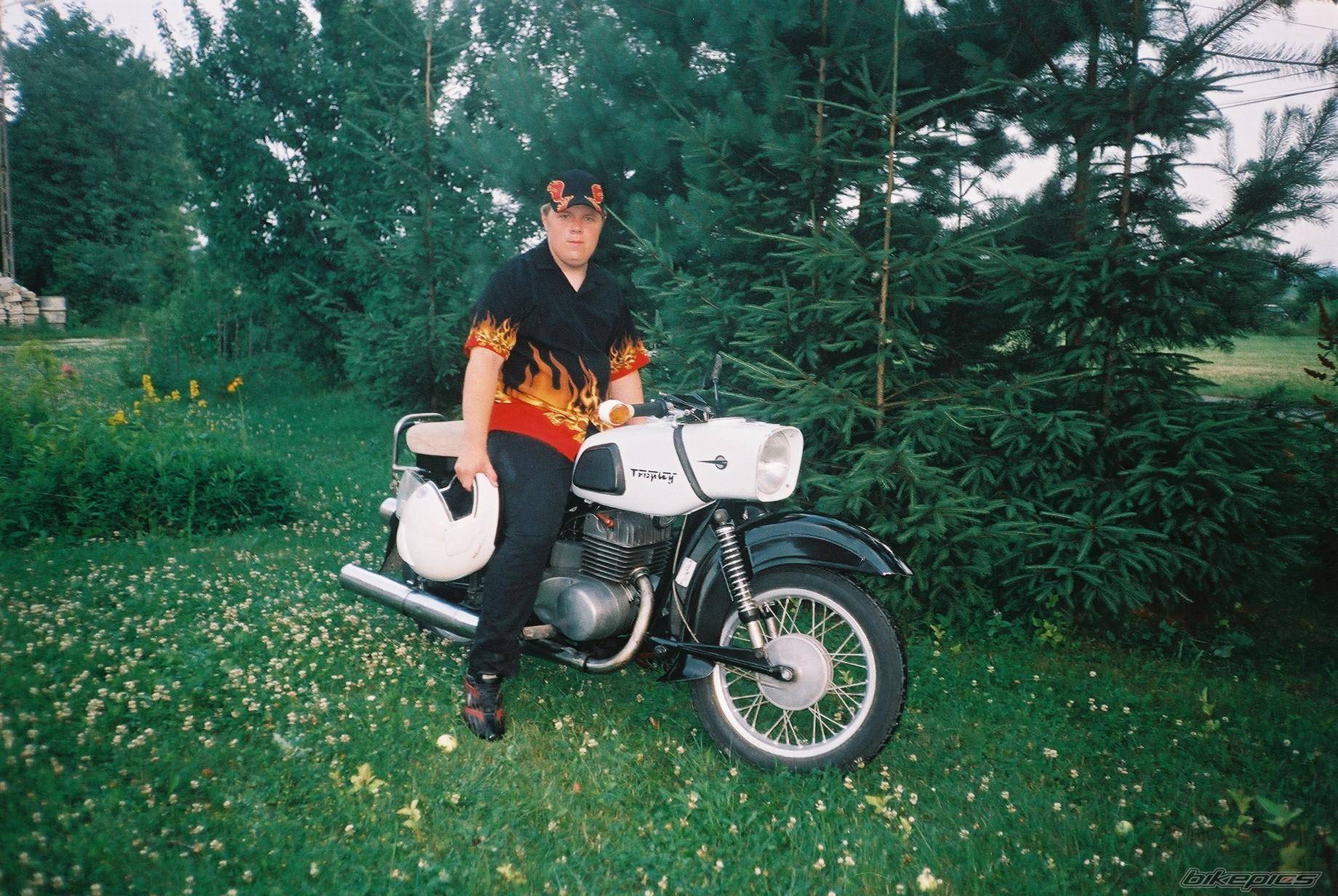 Bike Photo 400077