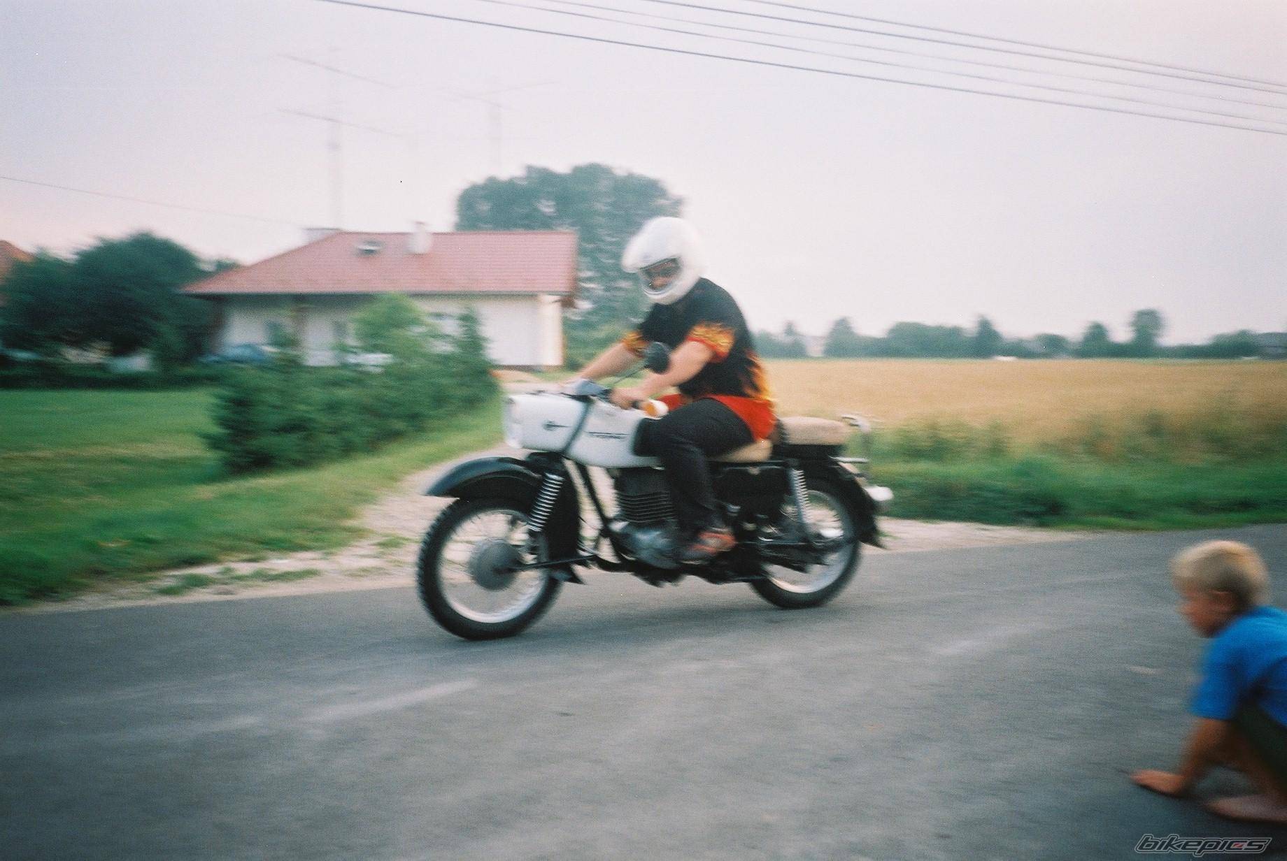 Bike Photo 400079